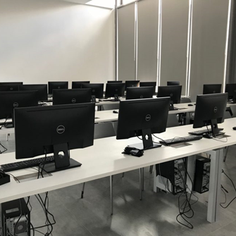 computer lab american university of malta